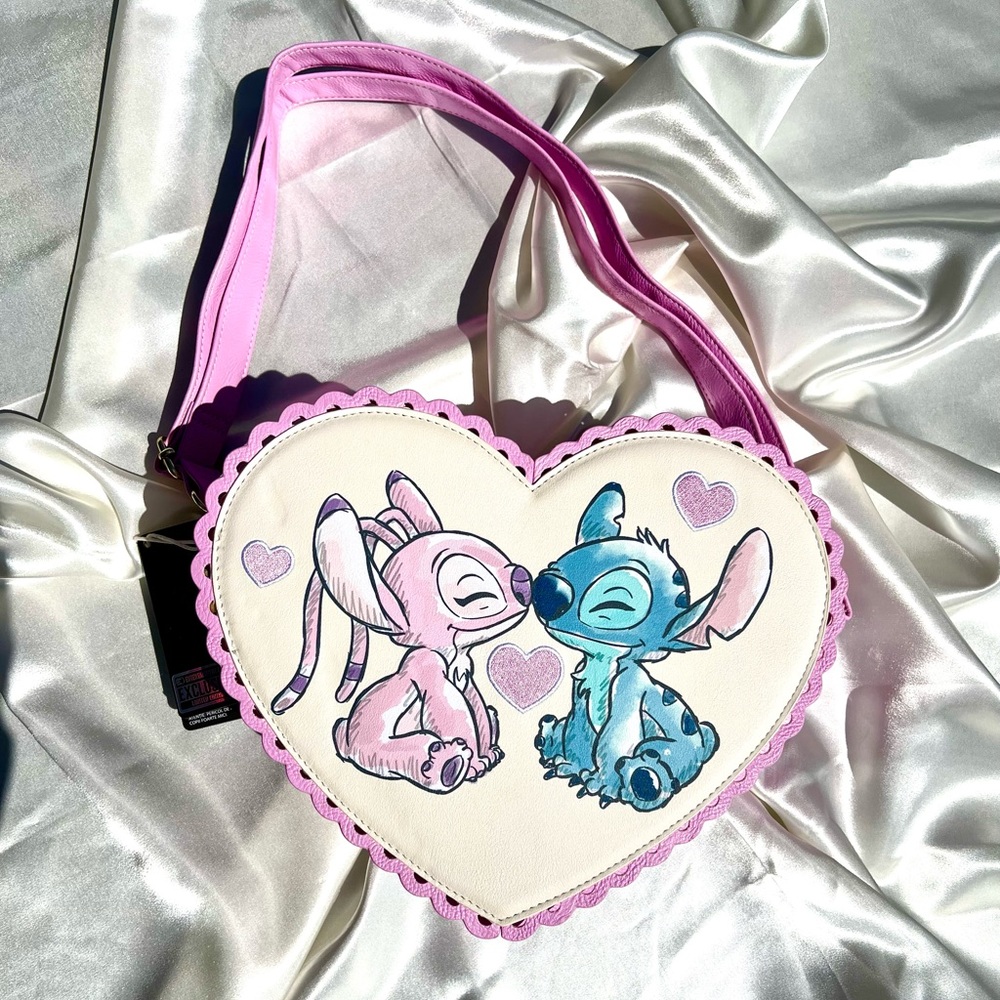 Loungefly stitch chocolate box heart crossbody